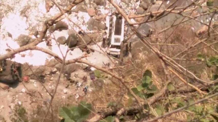 Queda de ônibus na India