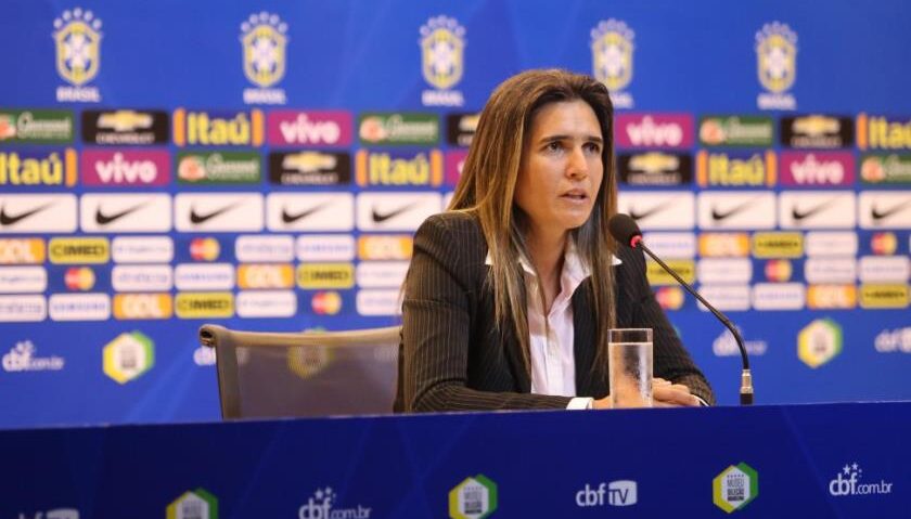 Emily Lima técnica da Seleção Feminina de Futebol