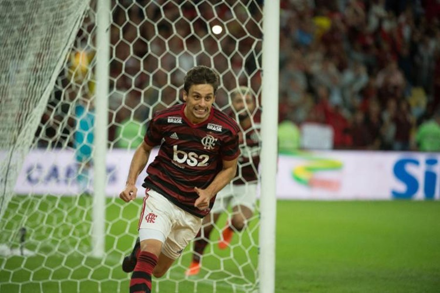 Rodrigo Caio marca e Flamengo elimina Corinthians na Copa do Brasil ...