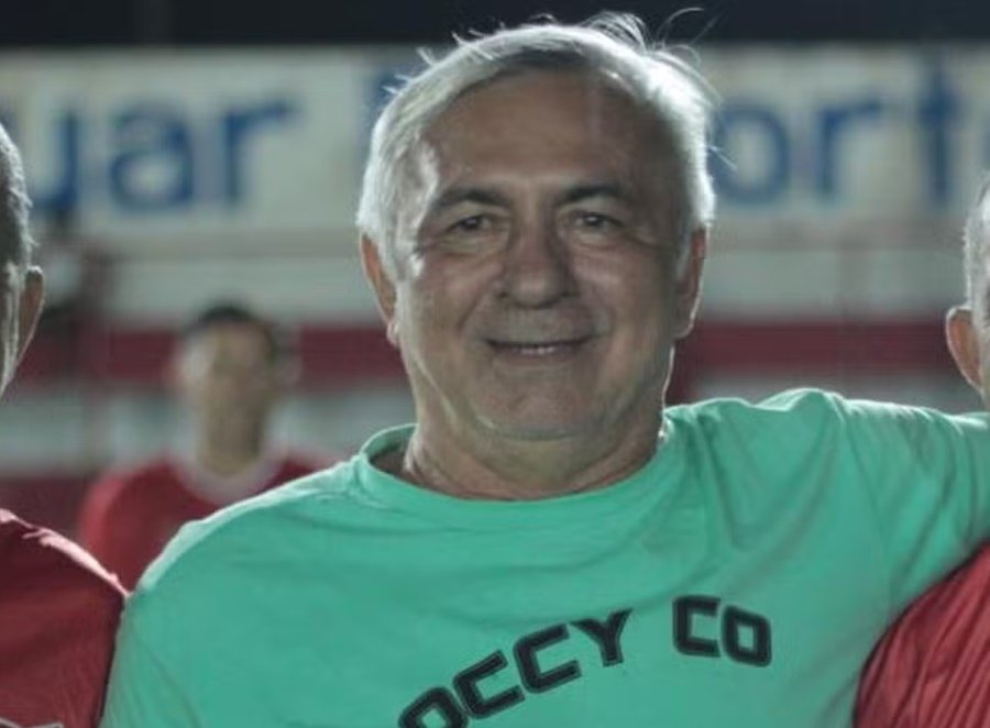 Reinaldo Rianto Campeão mundial pelo Flamengo, ex-atacante Reinaldo morre aos 70 anos ...